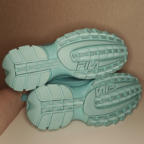 NWT FILA Disrupter Blue - Picture 6 of 7